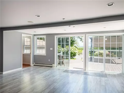 44 Riverside Ave, Warwick, RI 02889 photo 13