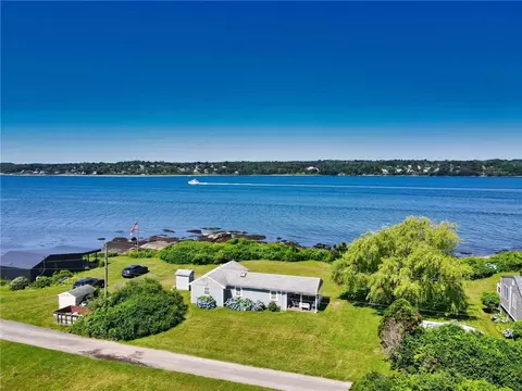 24 Pointview Dr, Tiverton, RI 02878