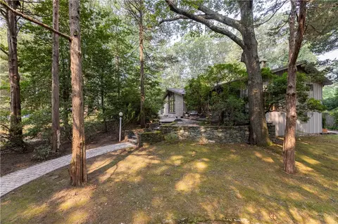 165 Kent Dr, East Greenwich, RI 02818