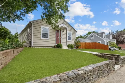 249 Whitford Ave, Providence, RI 02908