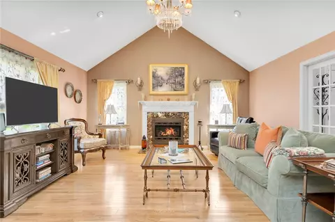 Living - 14 Piezzo Dr, Westerly, RI 02891 photo 1 of 4