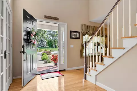 Entry Way - 14 Piezzo Dr, Westerly, RI 02891 photo 2 of 4