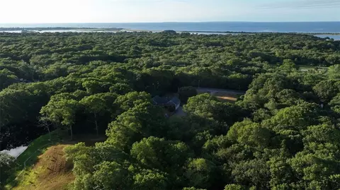 View/Area - 14 Piezzo Dr, Westerly, RI 02891 photo 1 of 6