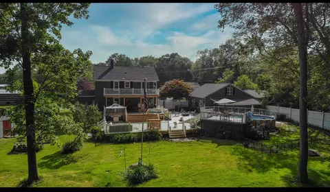 840 S Main St, Burrillville, RI 02859