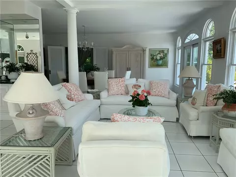 Living - 13 Everett Ave, Westerly, RI 02891 photo 4 of 5