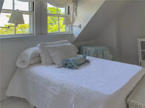 Bedroom - 13 Everett Ave, Westerly, RI 02891 photo 7 of 9