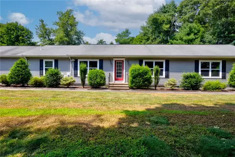 22 Waites Corner Rd, West Kingston, RI 02892