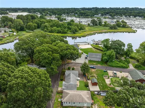 View/Area - 3 Sheffield St, Warwick, RI 02889 photo 4 of 4