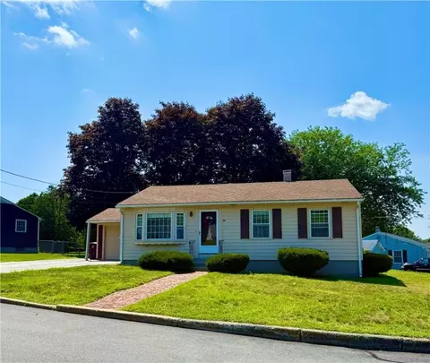 86 Hasley Rd, Woonsocket, RI 02895