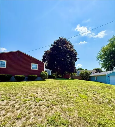 Exterior - 86 Hasley Rd, Woonsocket, RI 02895 photo 5 of 7