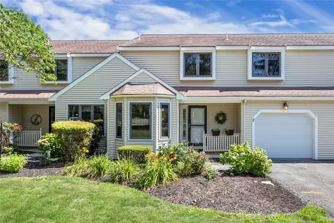 80 Fisher Rd #2, Cumberland, RI 02864