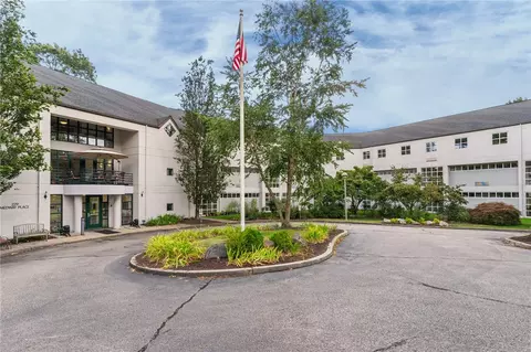 229 Medway St #202, Providence, RI 02906