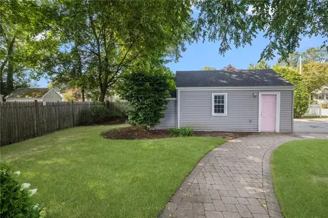 154 Chapmans Ave, Warwick, RI 02886 photo 10