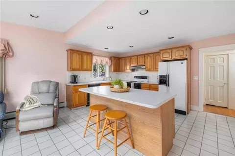 154 Chapmans Ave, Warwick, RI 02886 photo 21
