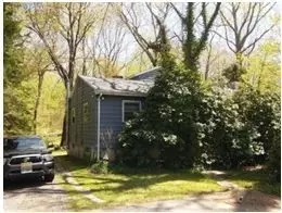28 Wintechog Hill Rd, North Stonington, CT 06359