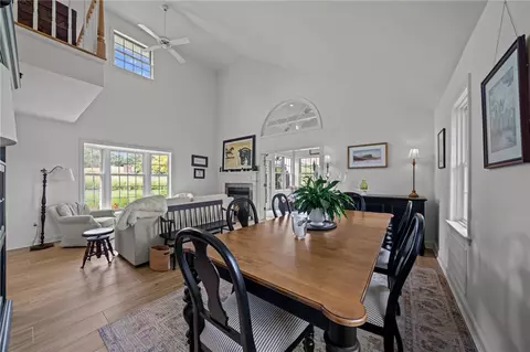 Dining - 109 Corey Ln, Middletown, RI 02842 photo 1 of 3