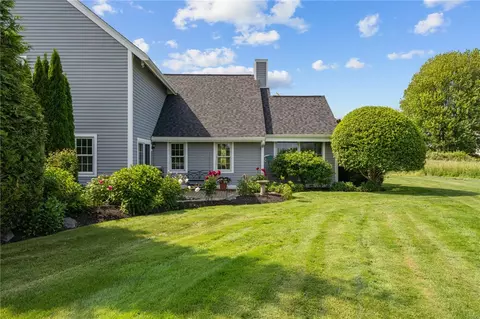 Exterior - 109 Corey Ln, Middletown, RI 02842 photo 11 of 12