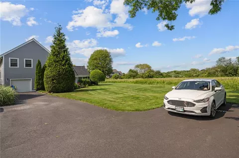 Exterior - 109 Corey Ln, Middletown, RI 02842 photo 12 of 12