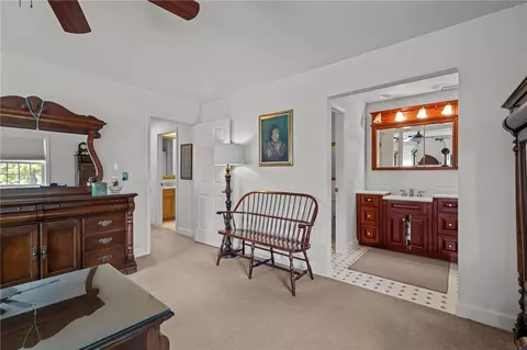 Entry Way - 109 Corey Ln, Middletown, RI 02842 photo 8 of 8