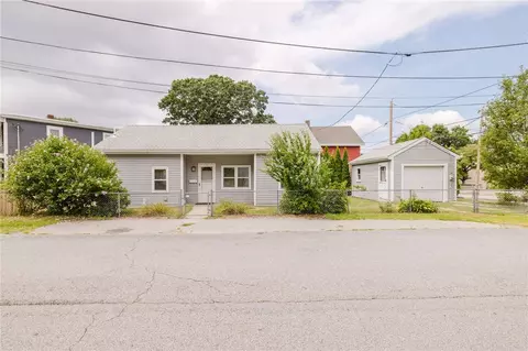 1 Kent St, Pawtucket, RI 02860