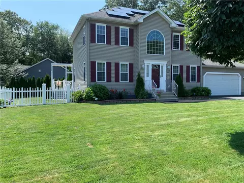 50 Paliotta Pkwy, Cranston, RI 02921