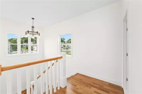 41 Burnett Rd, Warwick, RI 02889 photo 15