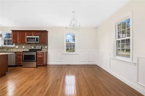 6 Larkspur Rd, Warwick, RI 02886 photo 14