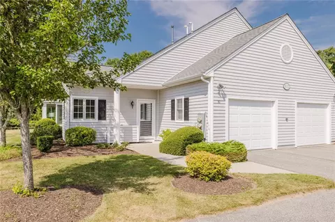 30 Village Way #30, Westport, MA 02790