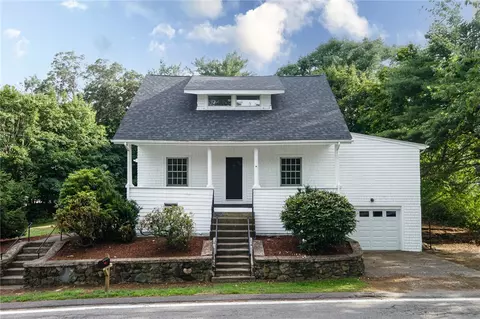 48 May St, Attleboro, MA 02703