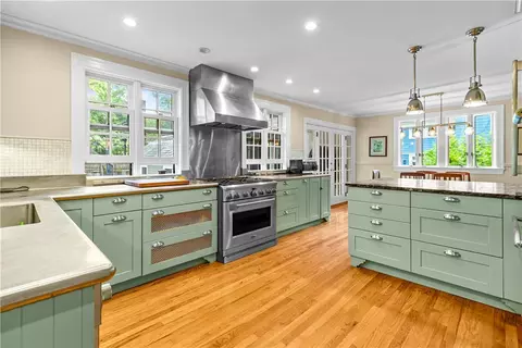 333 Clark Rd, Brookline, MA 02445 photo 17