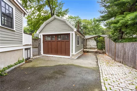 333 Clark Rd, Brookline, MA 02445 photo 4