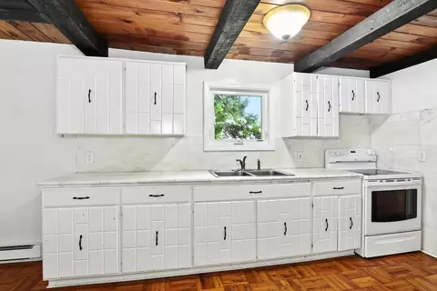 33 W Main Rd, Little Compton, RI 02837 photo 13