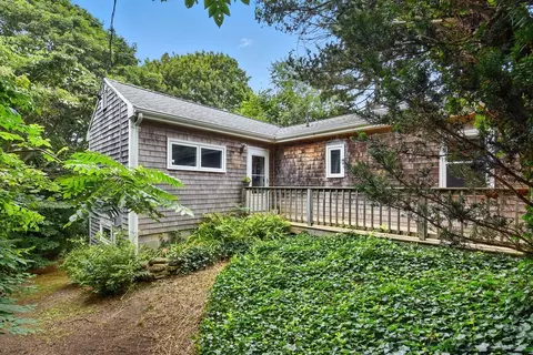 33 W Main Rd, Little Compton, RI 02837 photo 2