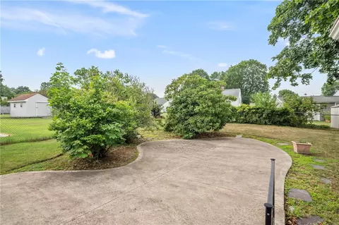 165 Patton Rd, Woonsocket, RI 02895 photo 32