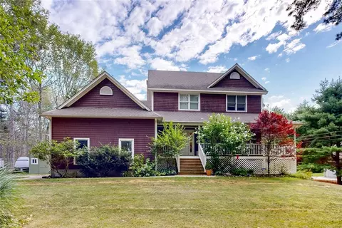 2 Morning Rd, Richmond, RI 02892