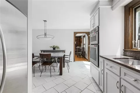 31 St Joseph St, Woonsocket, RI 02895 photo 6