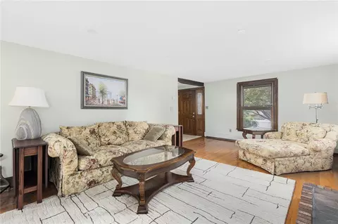 31 St Joseph St, Woonsocket, RI 02895 photo 14