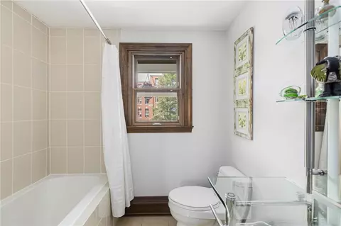 31 St Joseph St, Woonsocket, RI 02895 photo 10