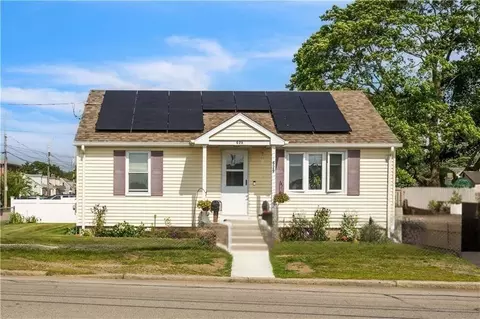 629 York Ave, Pawtucket, RI 02861