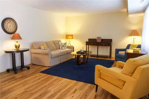 196 Old River Rd #137, Lincoln, RI 02865
