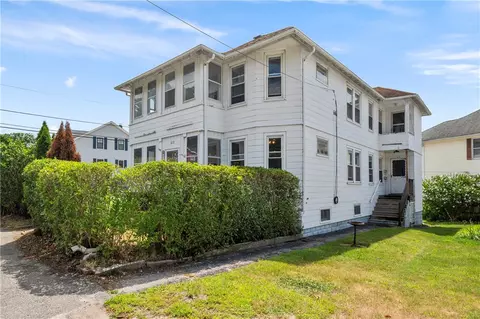 612 Great Rd, North Smithfield, RI 02896