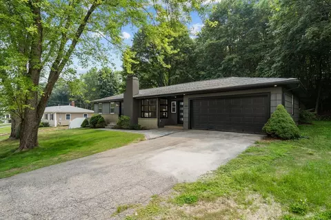 Exterior - 150 Annette Ave, Woonsocket, RI 02895 photo 12 of 13