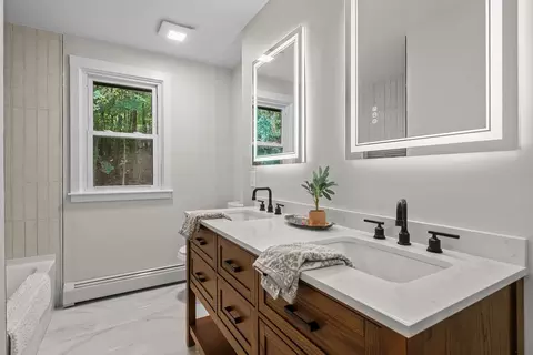 Bath - 150 Annette Ave, Woonsocket, RI 02895 photo 1 of 3