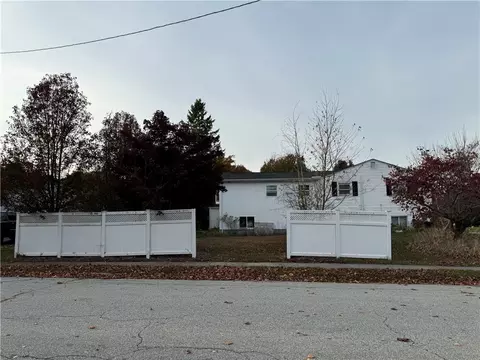 Exterior - 81 Eagle Rd, Cranston, RI 02920 photo 8 of 9