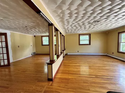 Living - 81 Eagle Rd, Cranston, RI 02920 photo 1 of 4