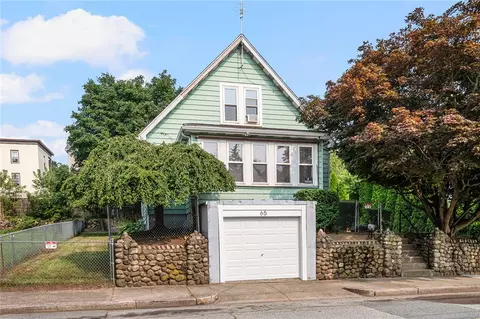 65 Progresso Ave, Woonsocket, RI 02895 photo 3