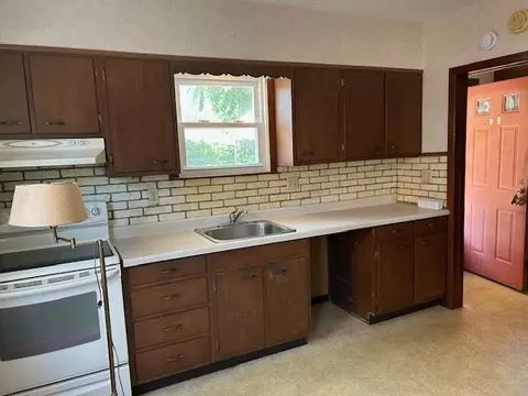 Kitchen - 78 Benedict Rd, Warwick, RI 02888 photo 1 of 2