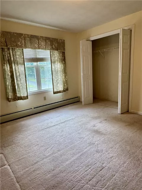 224 Lynn Ln, Mapleville, RI 02839 photo 12