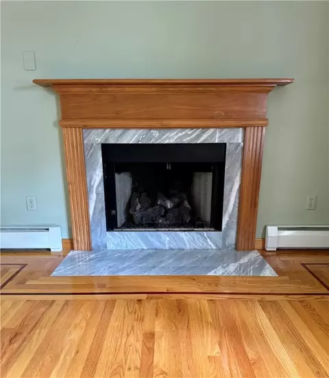 224 Lynn Ln, Mapleville, RI 02839 photo 7