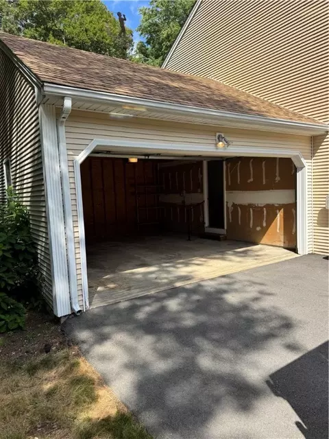224 Lynn Ln, Mapleville, RI 02839 photo 17
